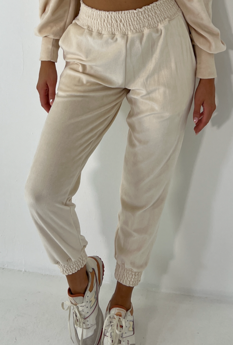 Classic Joggers in Natural Velour